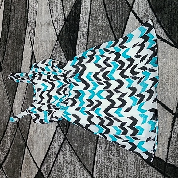 RUE 21 SLEEVELESS CHEVRON PRINT CASUAL DRESS - Picture 1 of 10